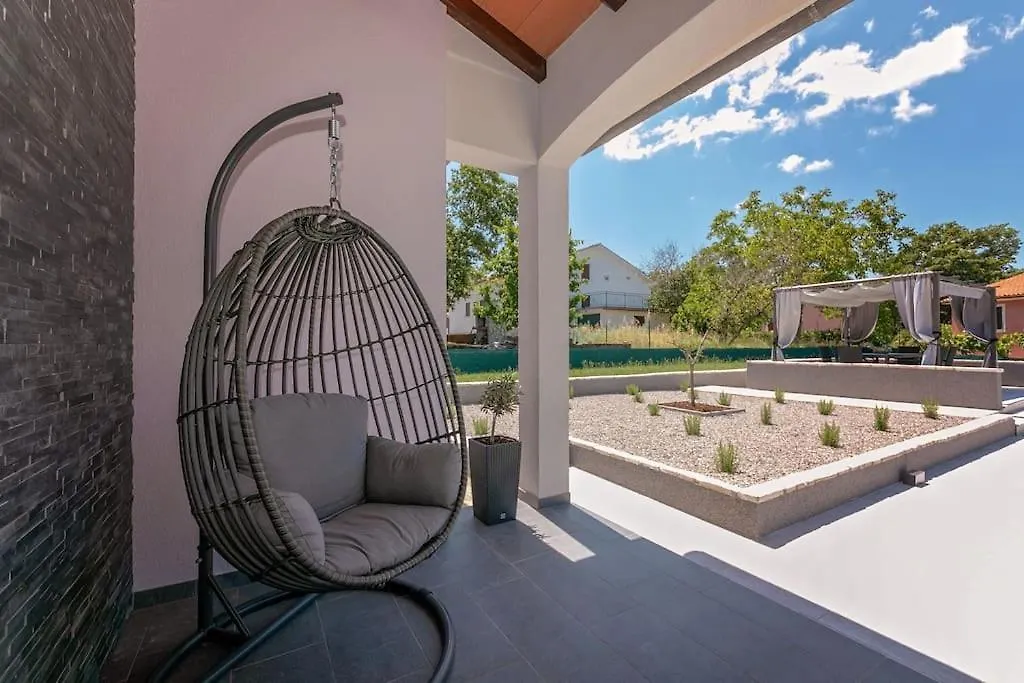 Villa Astrid 拉宾